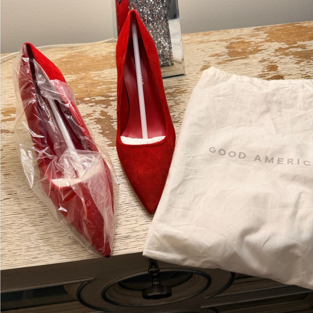 Good American Red Pointed Toe Pumps Size 7